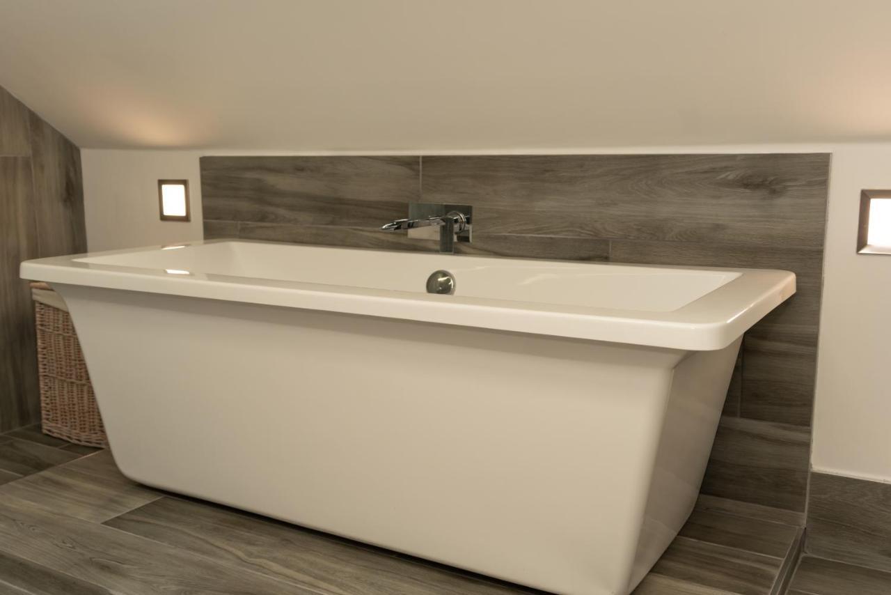 Appartamento Larkrise - 3 Bed Penthouse-Sleeps 6-Tjslr Woolacombe Esterno foto